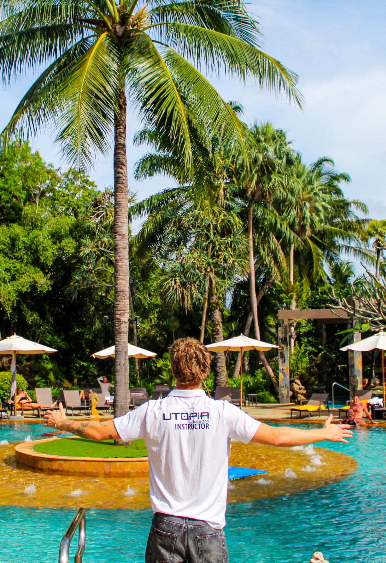 Vakna till sol och palmer - eller snö och Alper